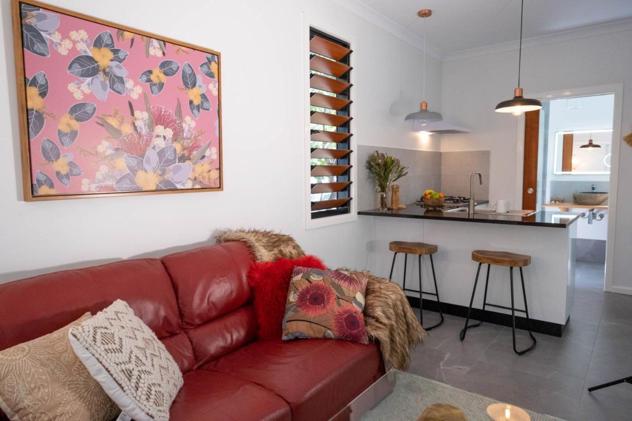 Airlie Beach Eco Cabins - Adults Only Bagian luar foto