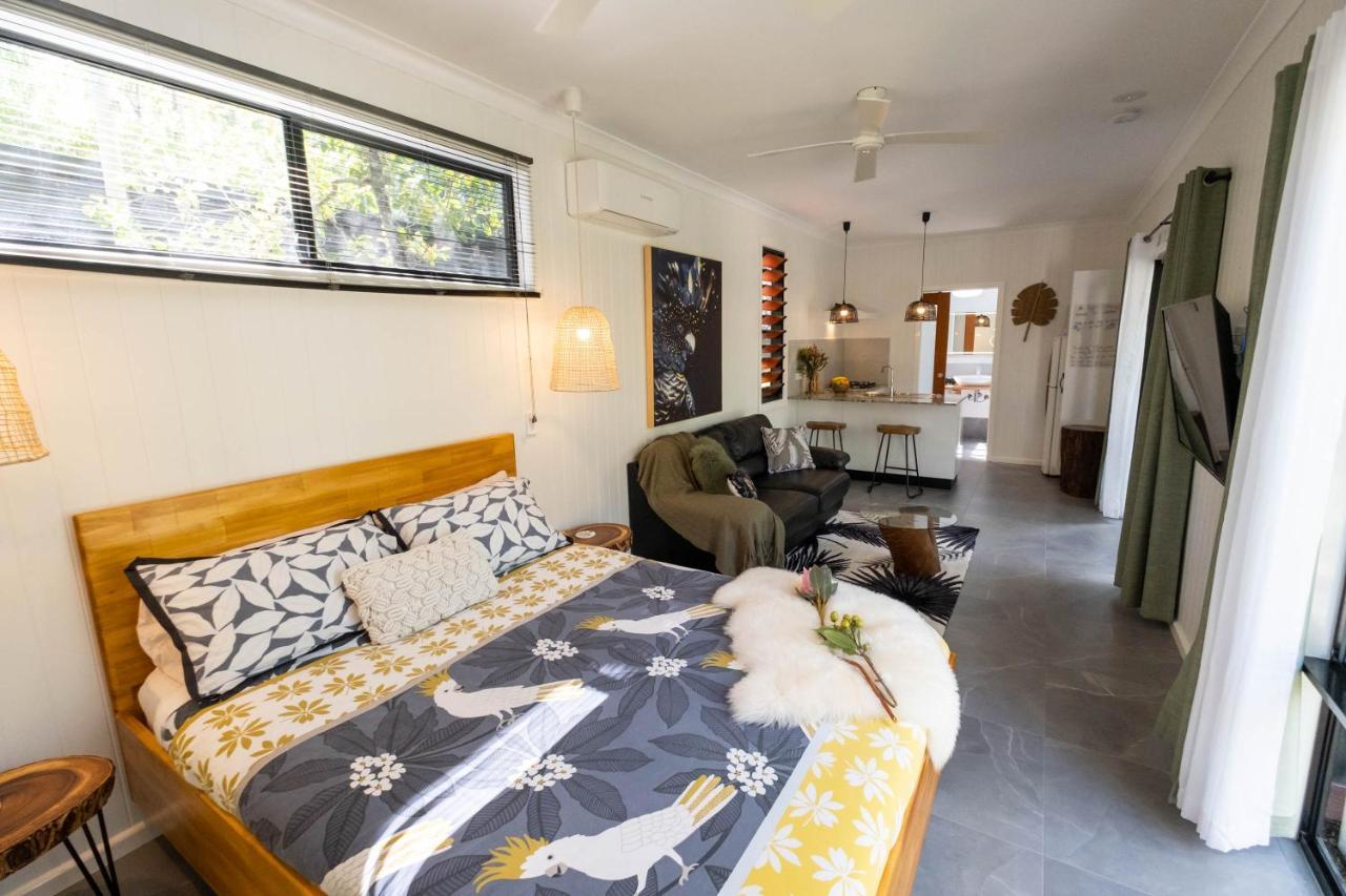 Airlie Beach Eco Cabins - Adults Only Bagian luar foto