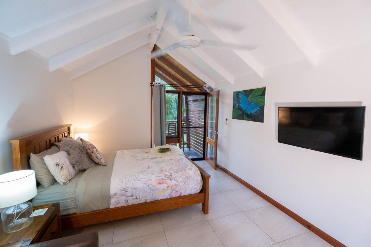 Airlie Beach Eco Cabins - Adults Only Bagian luar foto