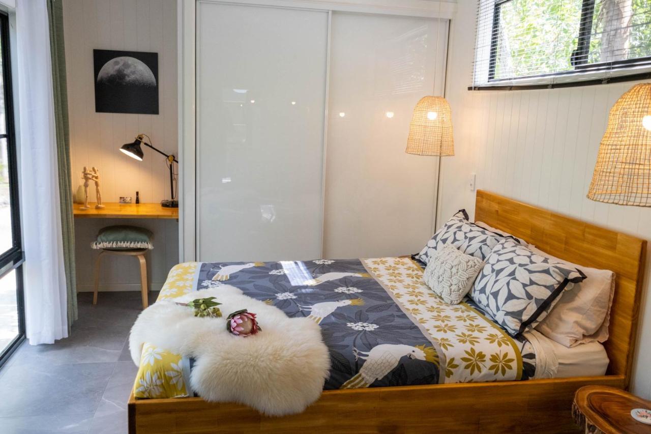 Airlie Beach Eco Cabins - Adults Only Bagian luar foto