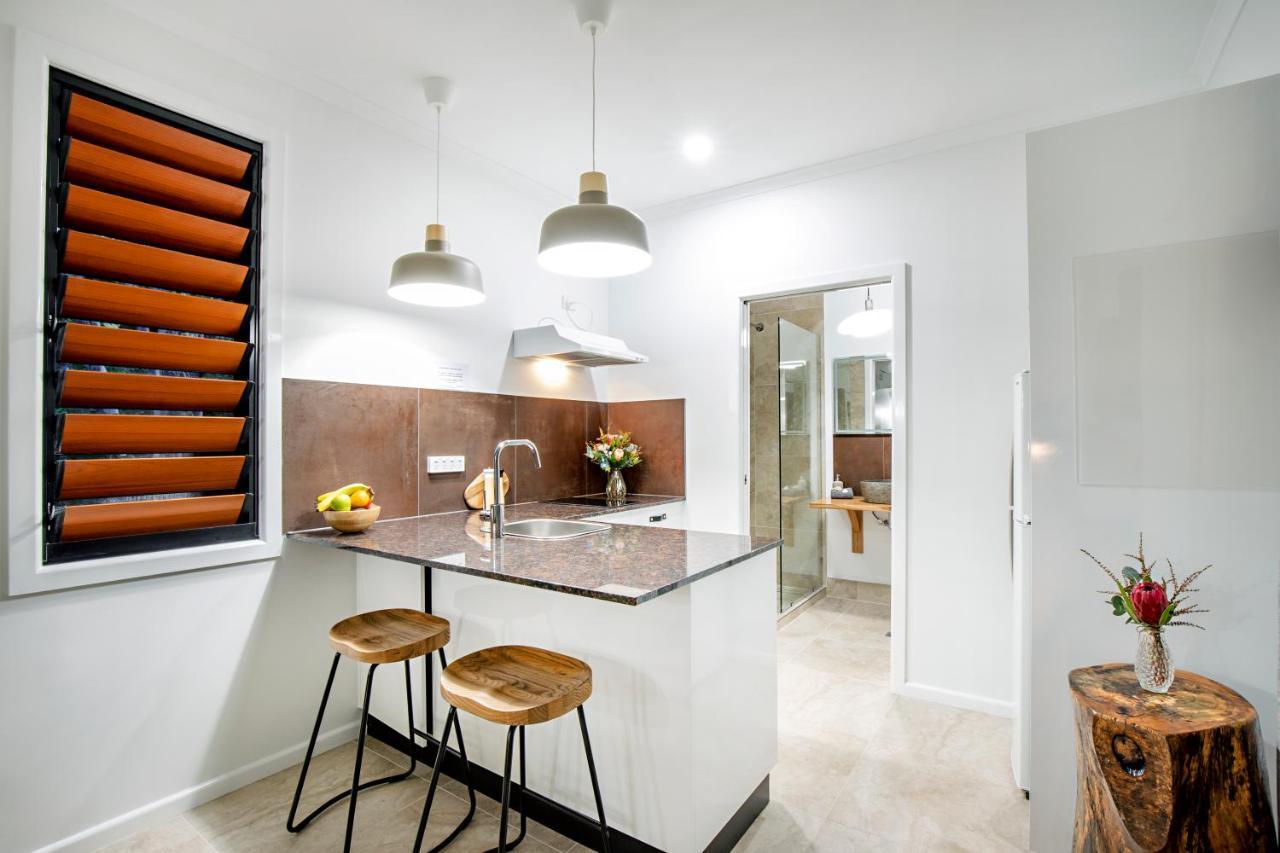Airlie Beach Eco Cabins - Adults Only Bagian luar foto