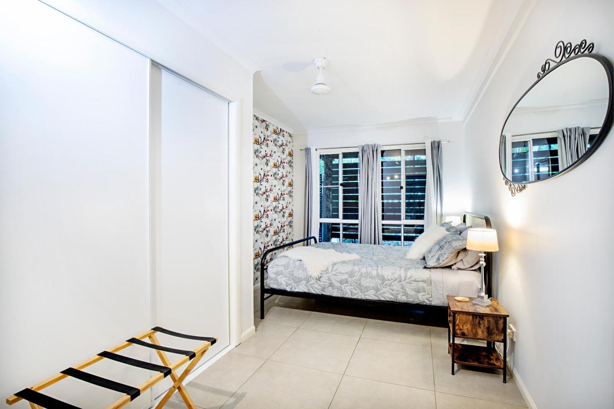 Airlie Beach Eco Cabins - Adults Only Bagian luar foto